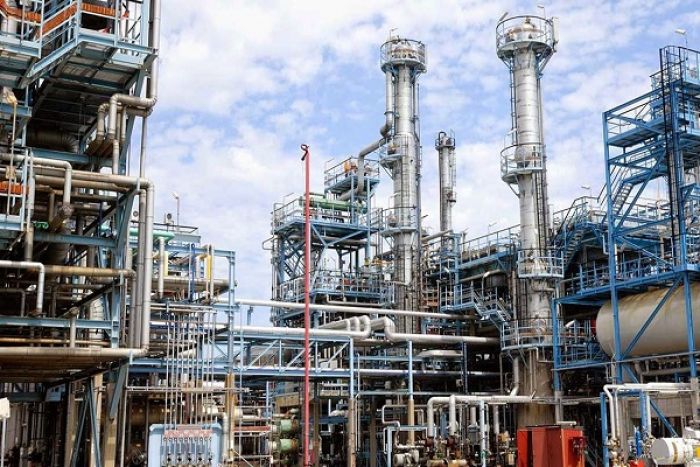 Fed Govt expecting 2m litres of petrol from Port-Harcourt refinery – Minister